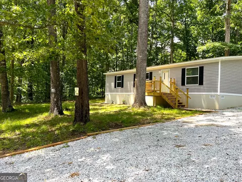 77 Old Chism Trl, Lavonia, GA 30553