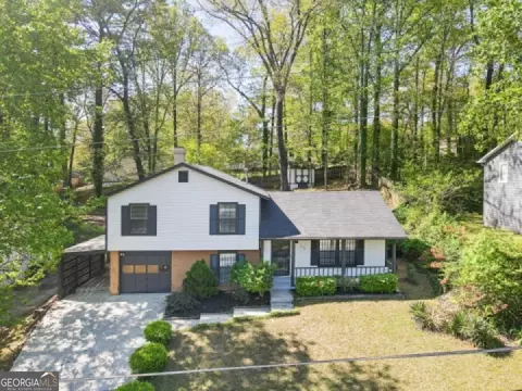 2255 Aurie Dr, Decatur, GA 30034