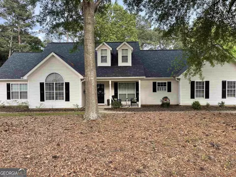 109 Oakwood Trl, Mcdonough, GA 30252