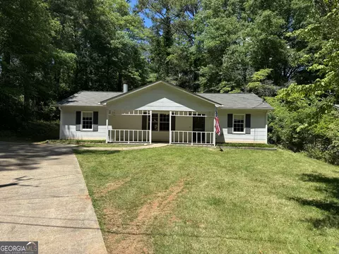 189 Cosby Dr, Lagrange, GA 30241