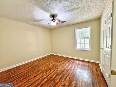 189 Cosby Dr, Lagrange, GA 30241 photo 4