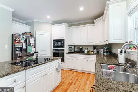 Kitchen - 308 Burnhill Ave, Evans, GA 30809 photo 3 of 6