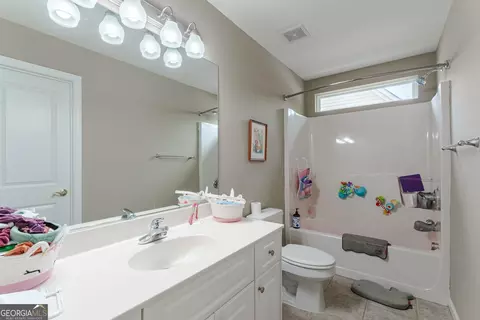 Bath - 308 Burnhill Ave, Evans, GA 30809 photo 5 of 6
