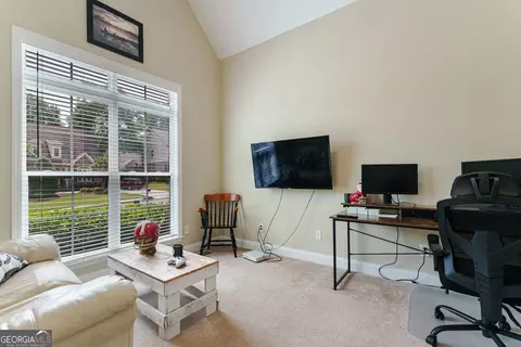 Living - 308 Burnhill Ave, Evans, GA 30809 photo 5 of 6