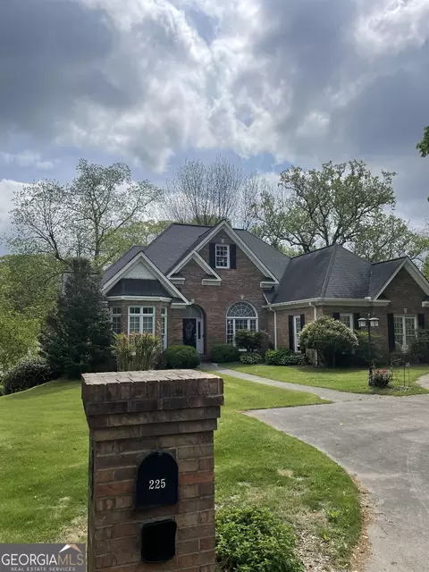225 Alewine Ave, Tallapoosa, GA 30176
