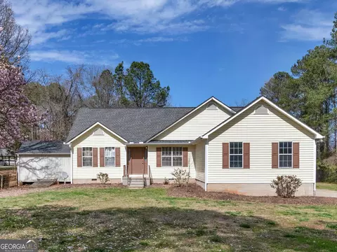 1913 Fisher Dr, Stockbridge, GA 30281