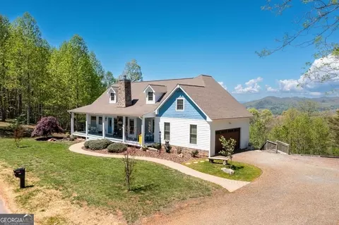935 White Oak Dr, Warne, NC 28909