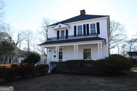 568 Foster St, Madison, GA 30650