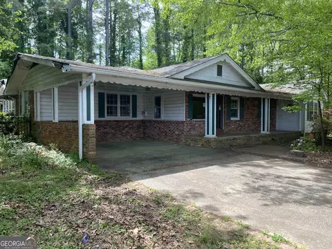 860 Carter Rd, Jonesboro, GA 30238
