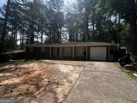 2439 Castile Dr, Morrow, GA 30260