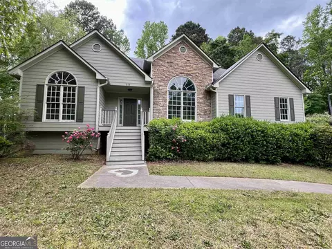 213 Lakeview Trl, Hiram, GA 30141
