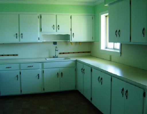 1106 3rd Ave, West Point, GA 31833 photo 5
