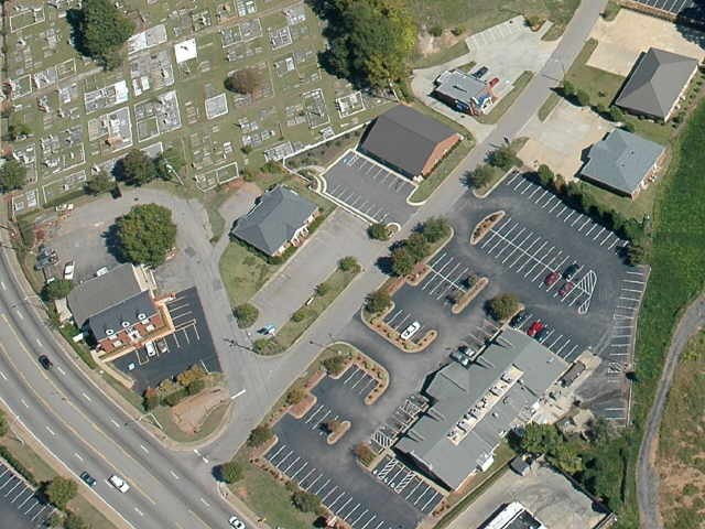 100 Corporate Plaza Dr, Lagrange, GA 30240 photo 3