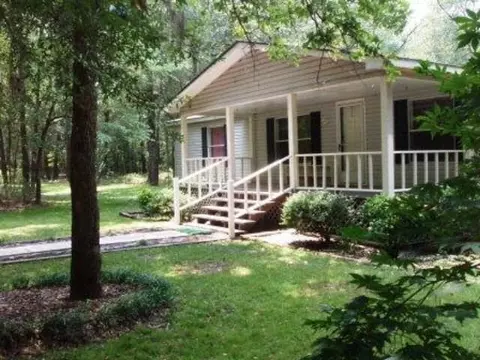 284 Sierra Rd, Jesup, GA 31545 photo 1
