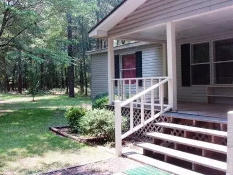 284 Sierra Rd, Jesup, GA 31545 photo 5