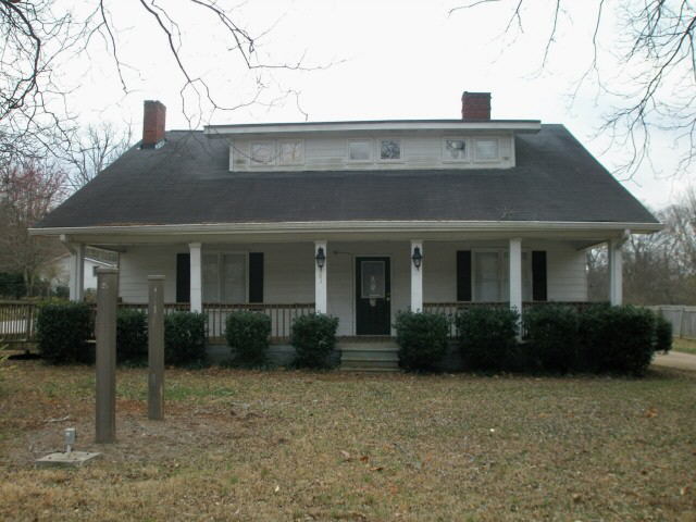 381 Harbins Rd, Dacula, GA 30019 photo 1