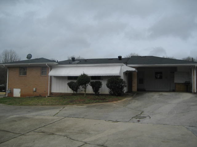6120 Phillips Dr, Morrow, GA 30260 photo 12