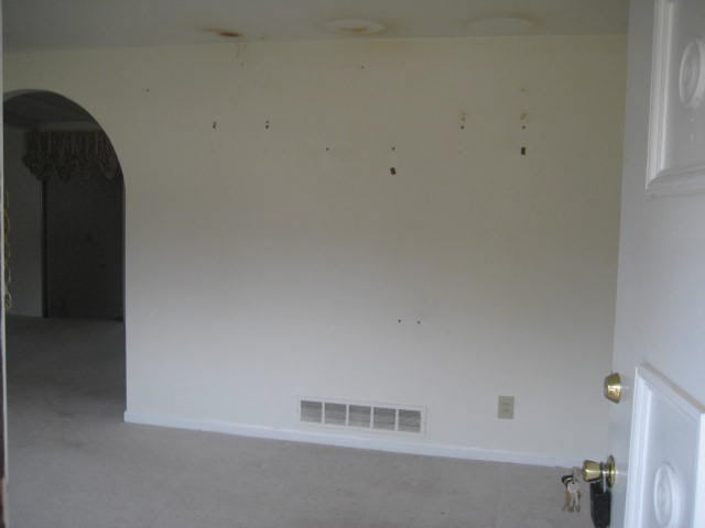 6120 Phillips Dr, Morrow, GA 30260 photo 2