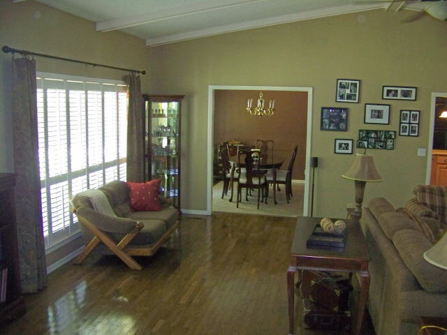 210 Thomas Dr, Lagrange, GA 30240 photo 9