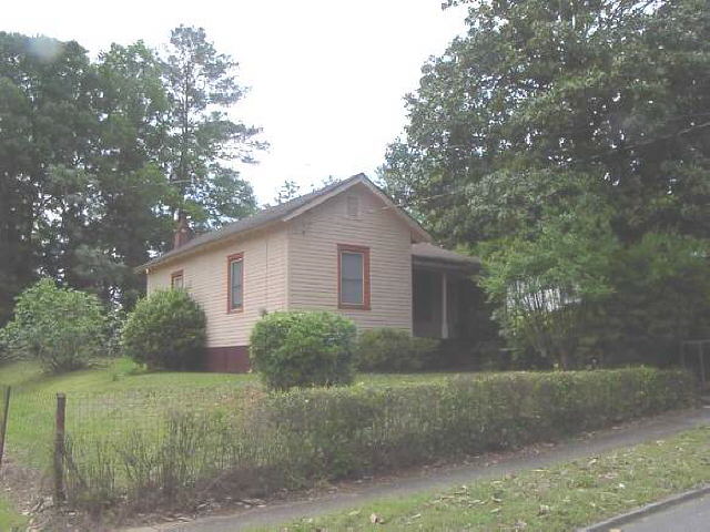 1107 Murphy Ave, Lagrange, GA 30240 photo 1