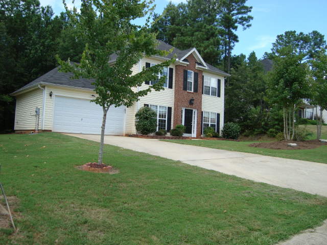 204 Revolutionary Dr, Hampton, GA 30228 photo 2