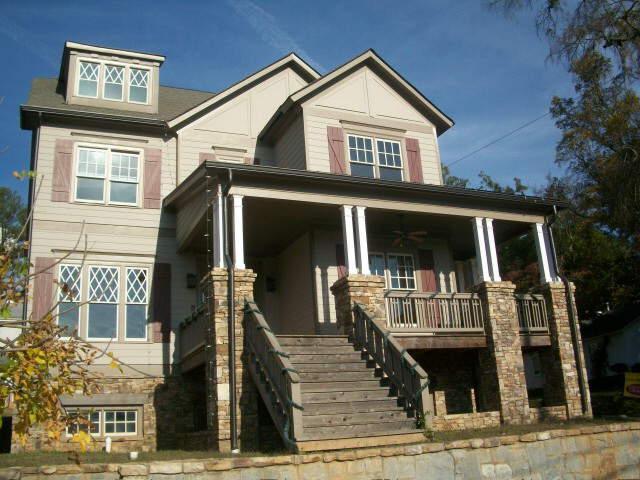680 Jackson St, Suwanee, GA 30024 photo 1