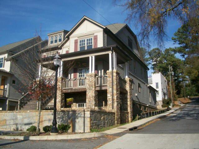 680 Jackson St, Suwanee, GA 30024 photo 3