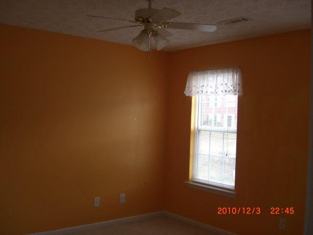 5698 Jubilant Dr, Rex, GA 30273 photo 9