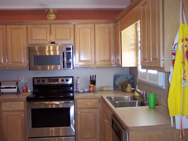 175 Dublin Dr, Calhoun, GA 30701 photo 2