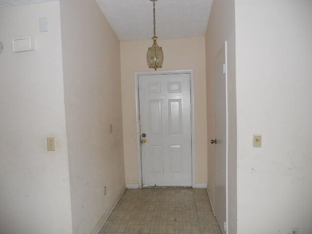 6690 Cameron Rd, Morrow, GA 30260 photo 8