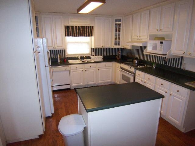 260 E Broad St, Winder, GA 30680 photo 2