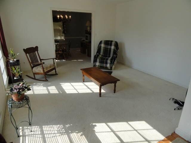 260 E Broad St, Winder, GA 30680 photo 6
