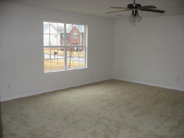 360 Othello Dr, Hampton, GA 30228 photo 7