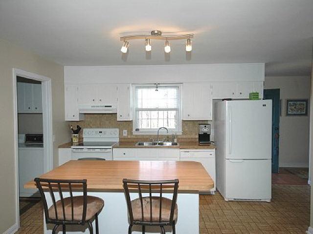 5174 Cherokee Dr E, Canton, GA 30115 photo 3
