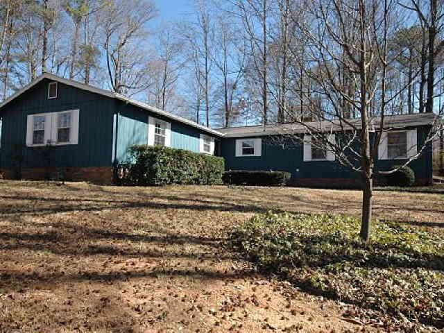 5174 Cherokee Dr E, Canton, GA 30115 photo 1