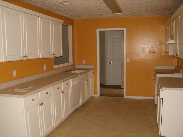 11204 Flat Shoals Rd, Covington, GA 30016 photo 5