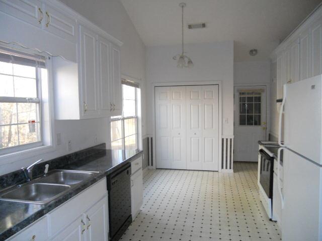 140 Falls Xing, Covington, GA 30016 photo 6