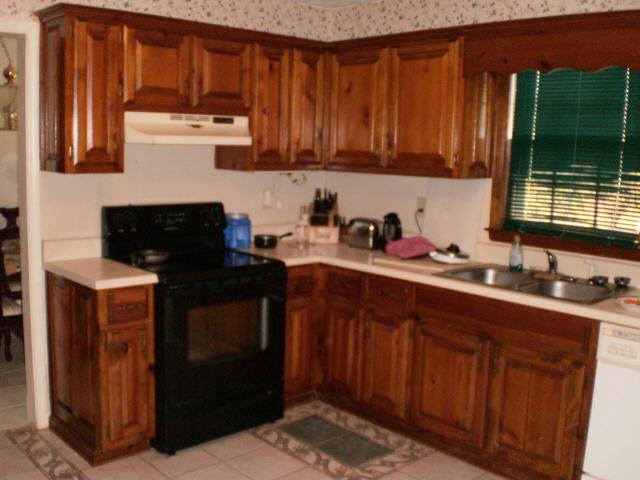 80 Riverbend Dr, Covington, GA 30014 photo 2