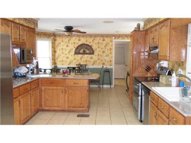548 Mccall Rd, Springfield, GA 31329 photo 5