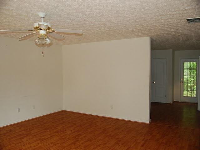 3027 Fields Dr, Lithonia, GA 30038 photo 4