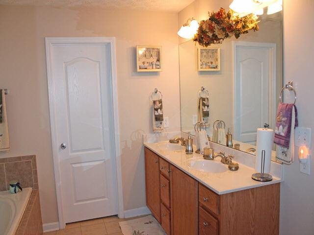 30 Clearbrook Ct, Covington, GA 30016 photo 12