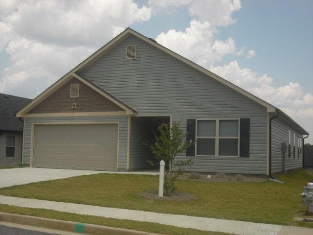 4993 Summersun Dr, Morrow, GA 30260 photo 1