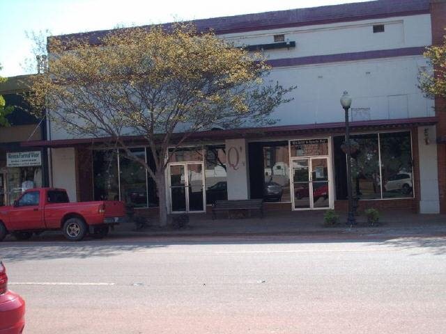 111 S Center St, Thomaston, GA 30286 photo 1