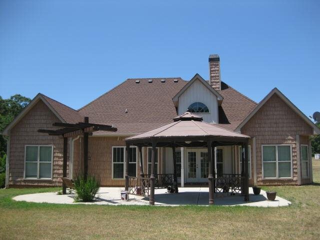 140 White Oak Dr, Jackson, GA 30233 photo 2