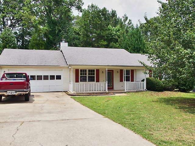 101 Greenleaf Dr, Hampton, GA 30228 photo 1