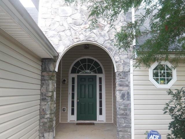 60 Hugh Dr, Covington, GA 30016 photo 2