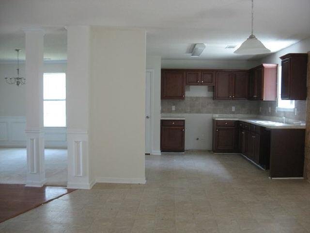 361 Othello Dr, Hampton, GA 30228 photo 3