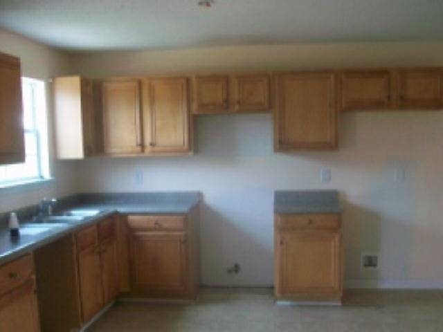 305 Othello Dr, Hampton, GA 30228 photo 6