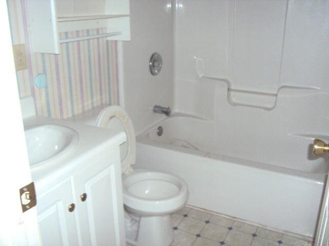 601 Brookstone Dr, Lagrange, GA 30241 photo 5
