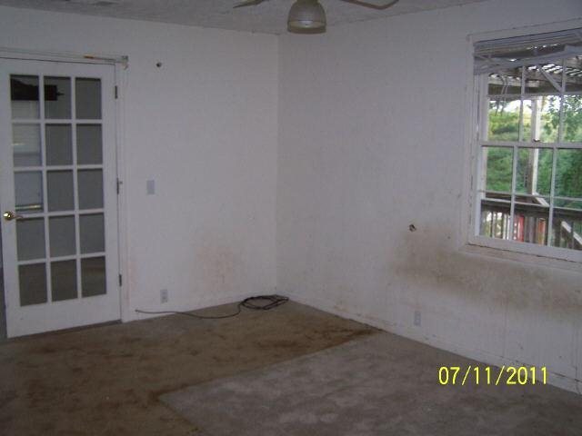 261 Pickett Bridge Rd, Covington, GA 30016 photo 10